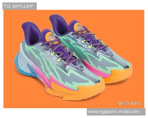 库里圣诞配色CurrySeries7球鞋曝光球鞋博主分享独特设计细节